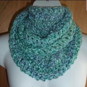 Infinity scarf